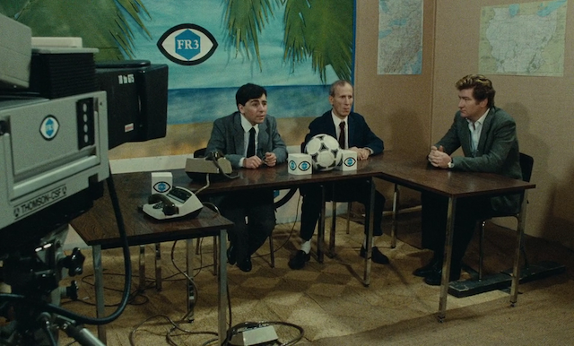 Jean-Pierre Mocky - À mort l'arbitre! AKA Kill the Referee (1984)-poster