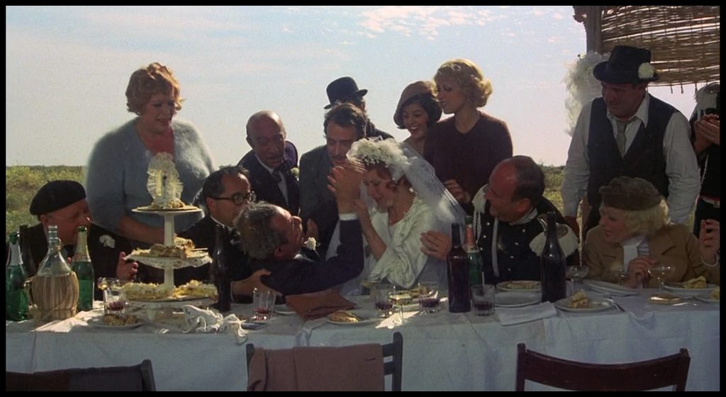 Amarcord / I Remember (1973) Federico Fellini, Magali Noël, Bruno Zanin, Pupella Maggio, Comedy, Drama-poster