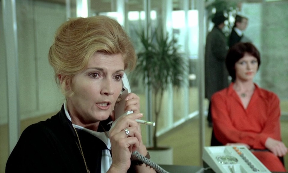 An Elephant Can Be Extremely Deceptive (1976) Yves Robert, Jean Rochefort, Claude Brasseur, Guy Bedos-poster