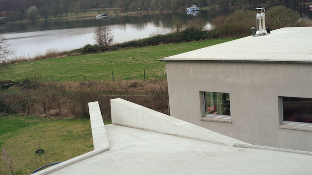 Antivilla (2021)-poster