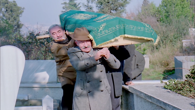 Yavuz Turgul - Ask Filmlerinin Unutulmaz Yönetmeni AKA The Unforgettable Director of Romantic Movies (1990)-poster