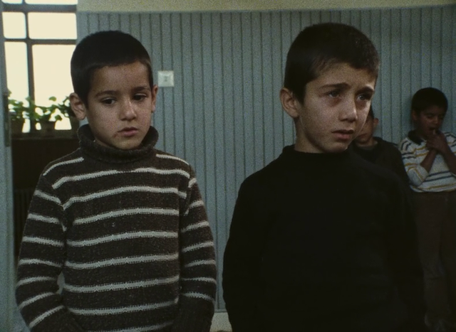 Abbas Kiarostami - Avaliha aka First Graders (1984)-poster