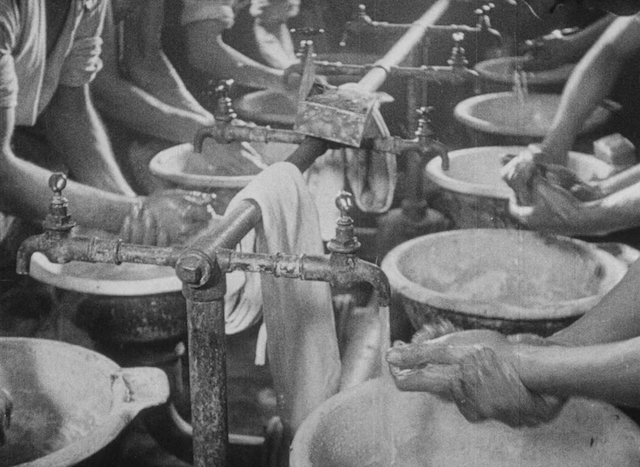 Berlin: A Symphony of a Big City (1927) by Walter Ruttmann-poster