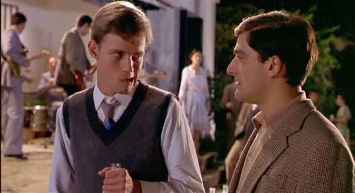 Besos para todos / Kisses for Everyone (2000) Jaime Chávarri, Emma Suárez, Eloy Azorín, Roberto Hoyas, Comedy, Drama-poster