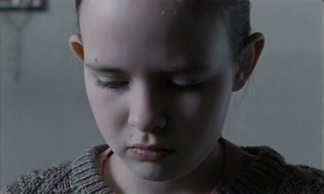 Between Two Fires (2010) Agnieszka Lukasiak, Magdalena Poplawska, Simon Kassianides, Kamila Nowysz, Drama, Romance, Thriller-poster