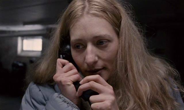 Between Two Fires (2010) Agnieszka Lukasiak, Magdalena Poplawska, Simon Kassianides, Kamila Nowysz, Drama, Romance, Thriller-poster