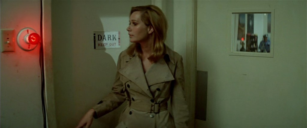 Brewster McCloud (1970) Robert Altman, Bud Cort, Shelley Duvall, Sally Kellerman, Comedy, Fantasy-poster