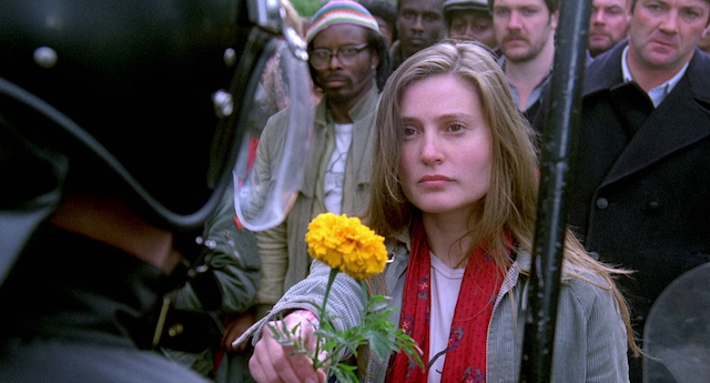 Britannia Hospital (1982)-poster