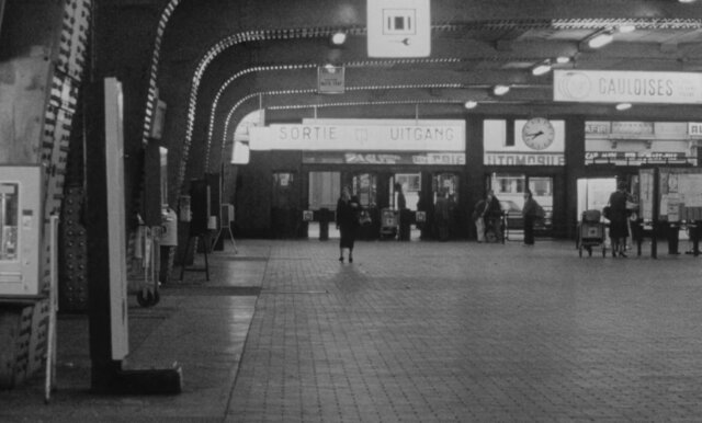 Bruxelles-transit (1982)-poster