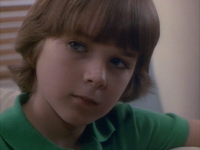 Camerons Closet (1988) Armand Mastroianni, Cotter Smith, Mel Harris, Scott Curtis, Horror, Sci-Fi-poster