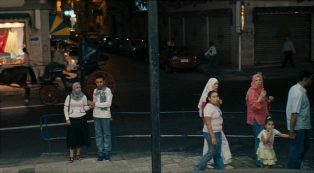 Various - Chacun son cinéma ou Ce petit coup au coeur quand la lumière s'éteint et que le film commence AKA To Each His Own Cinema (2007)-poster