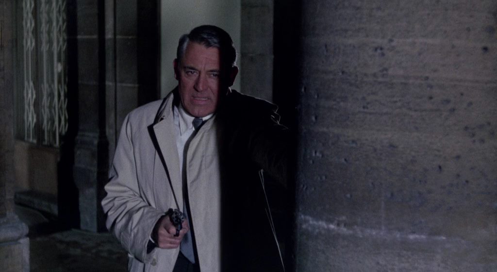 Charade (1963) Stanley Donen, Cary Grant, Audrey Hepburn, Walter Matthau, Comedy, Mystery, Romance, Thriller-poster