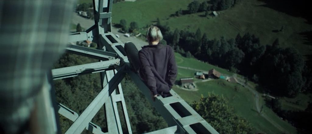 Chrieg / War (2014) Simon Jaquemet, Sascha Gisler, Benjamin Lutzke, Ella Rumpf, Drama-poster