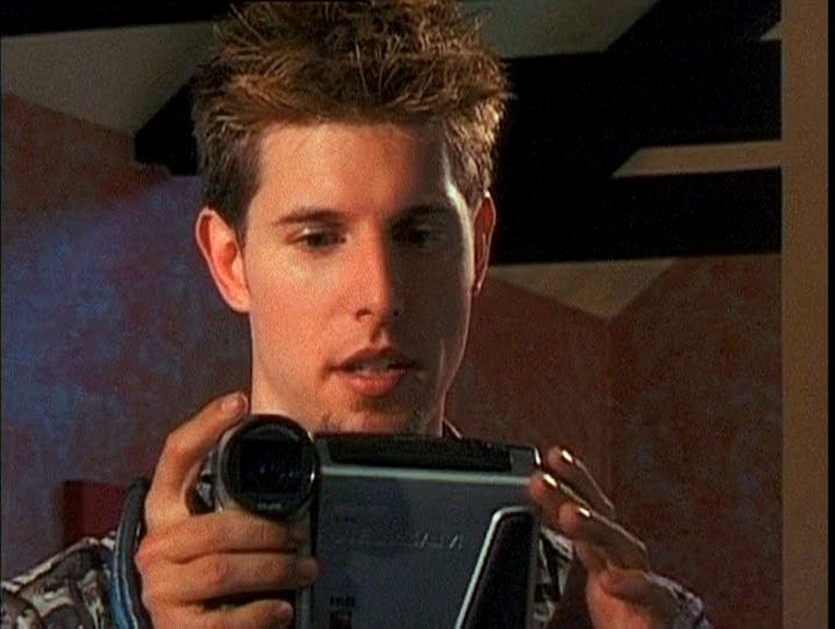 Circuit (2001) Dirk Shafer, Jonathan Wade-Drahos, Andre Khabbazi, Brian Lane Green-poster