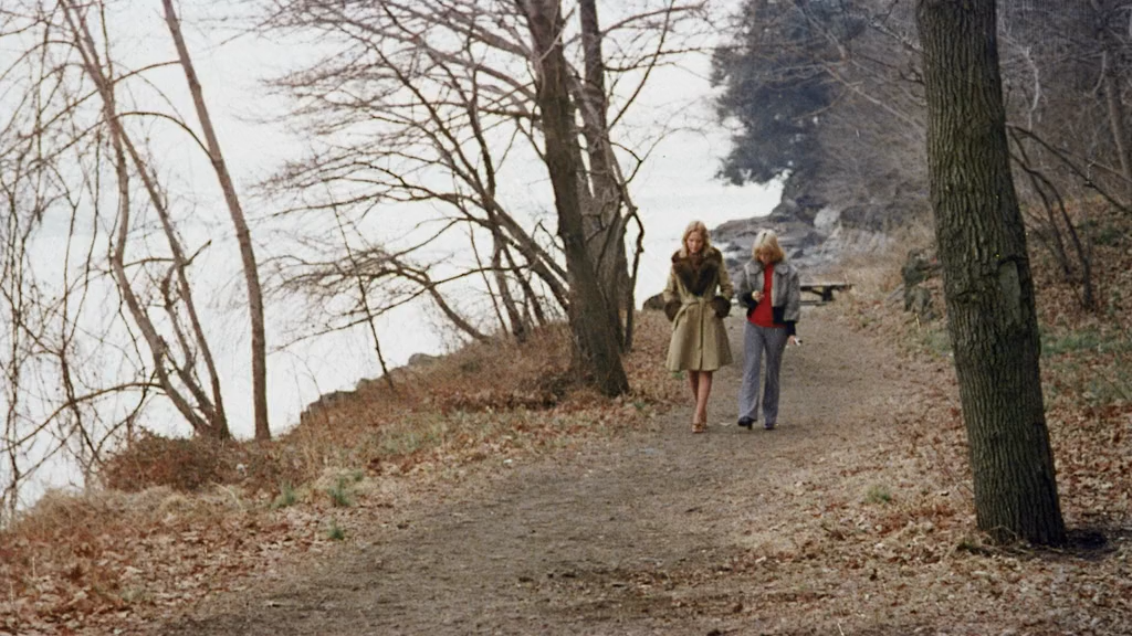 Confessions of a Young American Housewife (1974) | Worldscinema | Download Free-poster