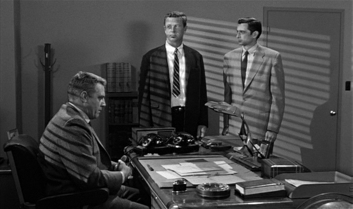 Crime of Passion (1957) Gerd Oswald, Barbara Stanwyck, Sterling Hayden, Raymond Burr, Crime, Drama, Film-Noir-poster