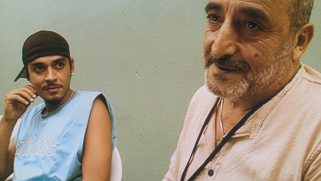 Fatih Akin - Crossing the Bridge: The Sound of Istanbul (2005)-poster