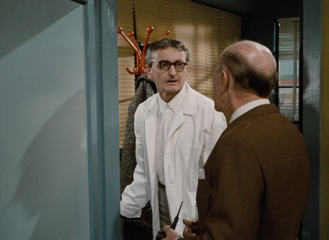 'Ctyri vrazdy stací, drahousku' (1971)-poster