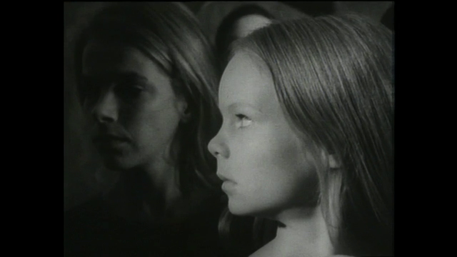 De fördömda kvinnornas dans (1976)-poster