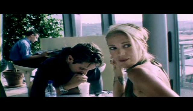 Dekapentavgoustos (2001) | Worldscinema | Download Free-poster