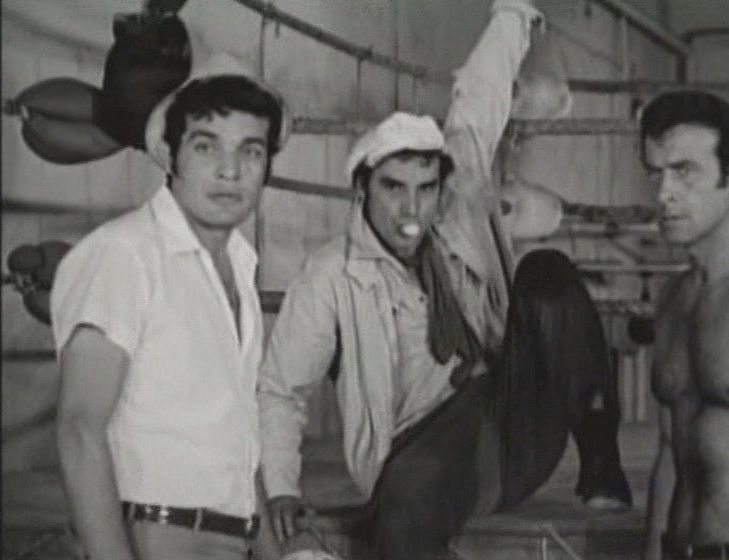 Demir Yumruk: Devler geliyor (1970) Tunç Basaran, Enver Özer, Feri Cansel, Süleyman Turan-poster