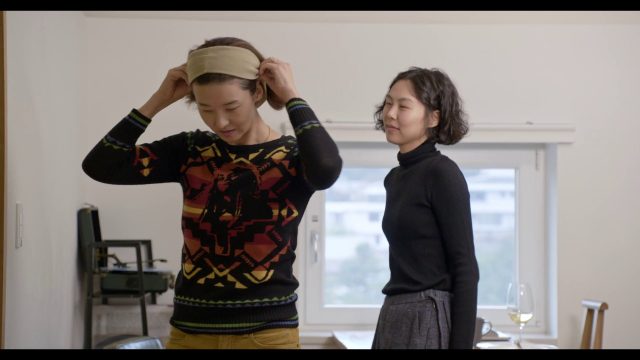 Domangchin yeoja (2020) Free Download-poster