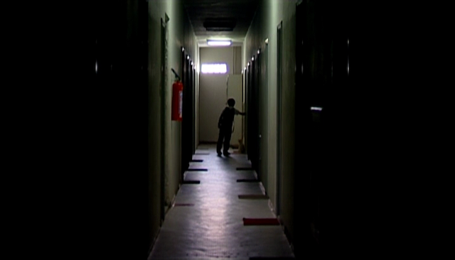 Eduardo Coutinho - Edifício Master aka A Building in Copacabana (2002)-poster