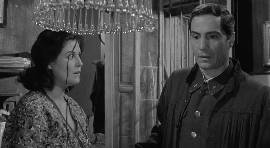 The Executioner AKA El verdugo (1963) Luis García Berlanga, Nino Manfredi, Emma Penella, José Isbert-poster