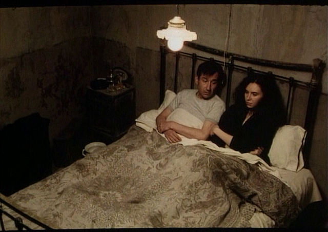 El viaje a ninguna parte (1986)-poster