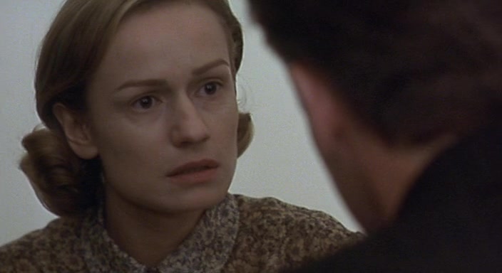 East – West (1999) Régis Wargnier, Oleg Menshikov, Sandrine Bonnaire, Catherine Deneuve-poster