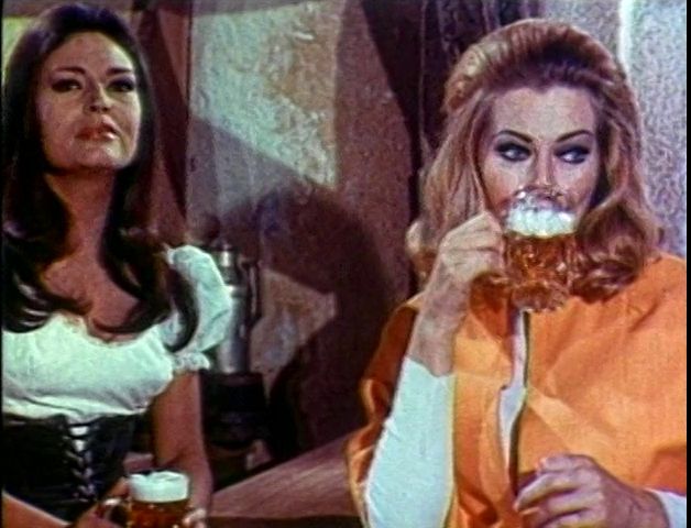 Fangs of the Living Dead / Malenka (1969) Amando de Ossorio, Anita Ekberg, Gianni Medici, Diana Lorys-poster