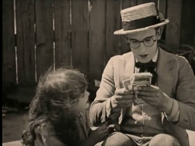 From Hand to Mouth (1919) Alfred J. Goulding, Hal Roach, Harold Lloyd, Mildred Davis, ‘Snub’ Pollard, Comedy, Short, Action-poster