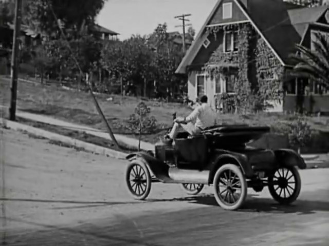 Get Out and Get Under (1920) Hal Roach, Harold Lloyd, Mildred Davis, Fred McPherson, Comedy, Short-poster