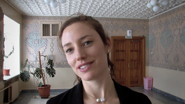 David Redmon & Ashley Sabin - Girl Model (2011)-poster