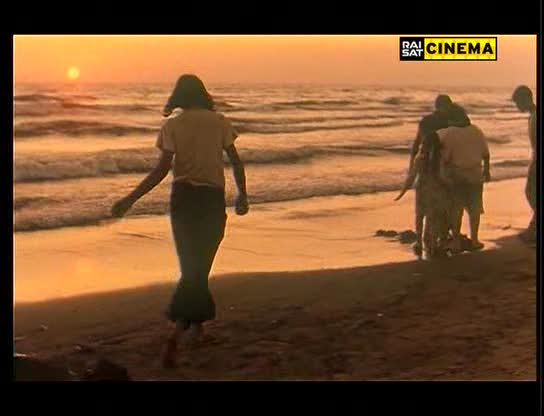 Giro di lune tra terra e mare (1997) by Giuseppe M. Gaudino-poster