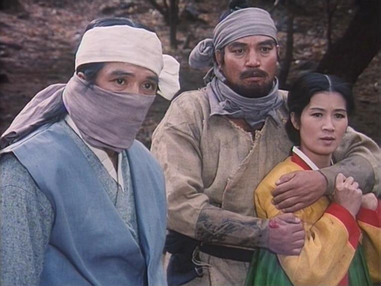 The Avenger with a Flute AKA Hong kil dong (1986) Kil-in Kim, Chang Son Hui, Gwon Ri, Riyonun Ri-poster