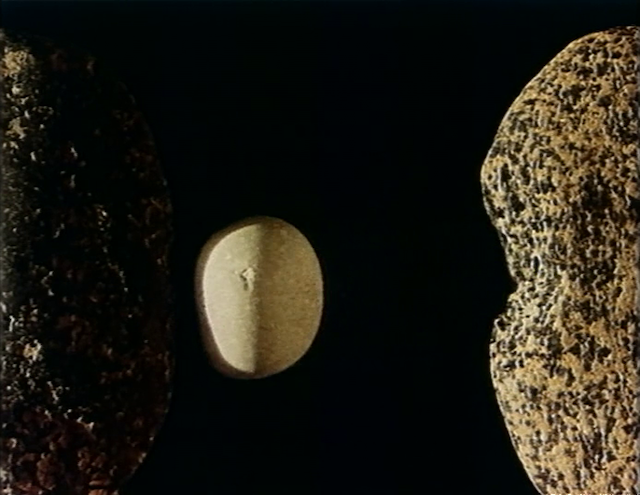 Hra s kameny (1965)-poster