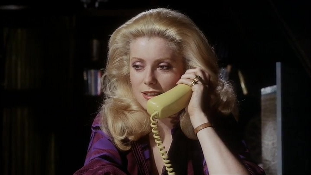 Hustle (1975) Robert Aldrich, Burt Reynolds, Catherine Deneuve, Ben Johnson, Crime, Drama, Mystery-poster