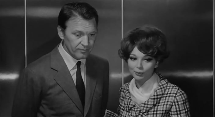 Complexes / I complessi (1965) Luigi Filippo D’Amico, Dino Risi, Nino Manfredi, Ilaria Occhini, Riccardo Garrone-poster