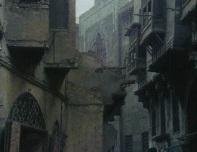 Borhane Alaouié & Lotfi Thabet - Il ne suffit pas que Dieu soit avec les pauvres AKA It is Not Enough for God to be with the Poor (1978)-poster