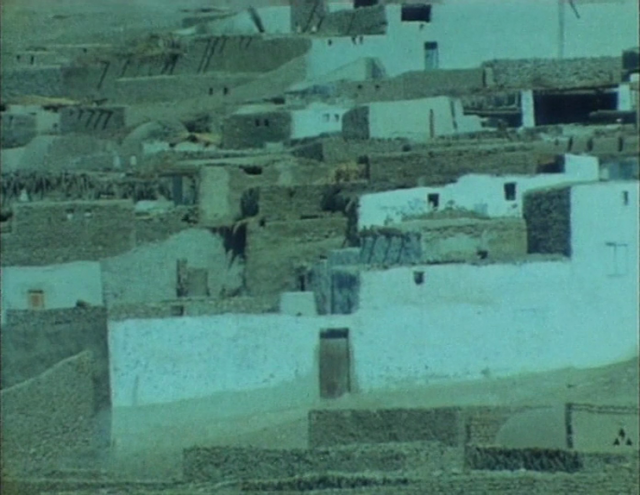 Borhane Alaouié & Lotfi Thabet - Il ne suffit pas que Dieu soit avec les pauvres AKA It is Not Enough for God to be with the Poor (1978)-poster