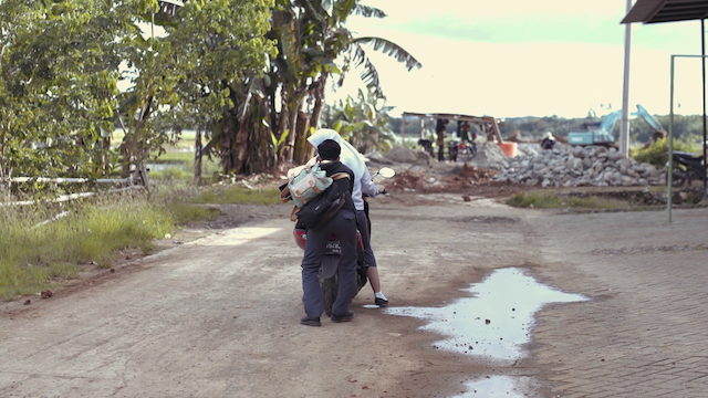 Kado AKA A Gift (2018) by Aditya Ahmad-poster