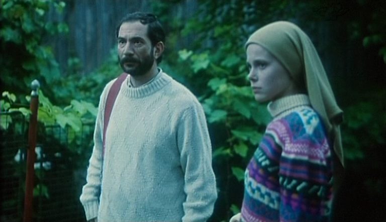 Green Ashes / Khakestar-e sabz (1994) Ebrahim Hatamikia, Atila Pesiani, Zlata Plsková, Barbora Bobulova-poster