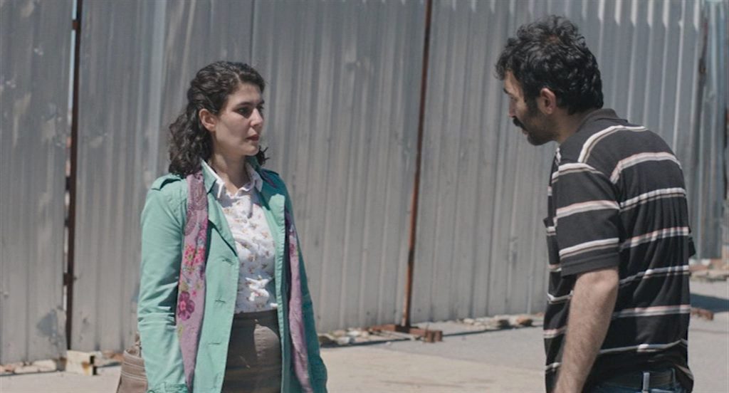 Köpek / Koepek (2015) Esen Isik, Çagla Akalin, Baris Atay, Salih Bademci, Drama-poster