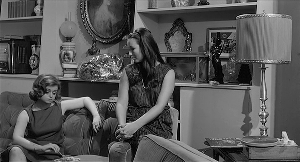 L’Ape regina / The Queen Bee (1963) Marco Ferreri, Ugo Tognazzi, Marina Vlady, Walter Giller-poster