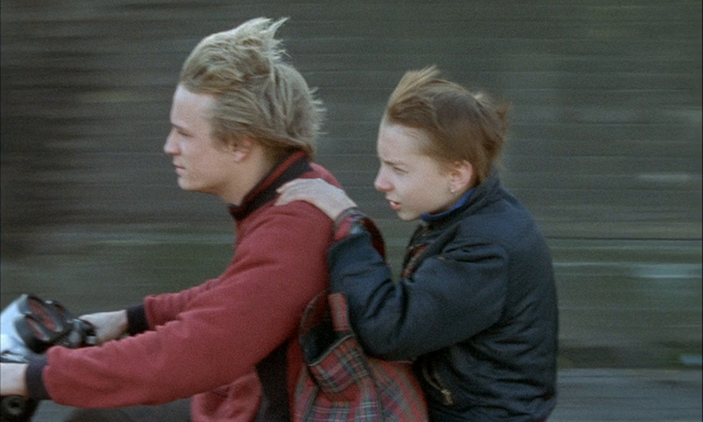 L'Enfant (2005) directed by Jean-Pierre Dardenne & Luc Dardenne-poster