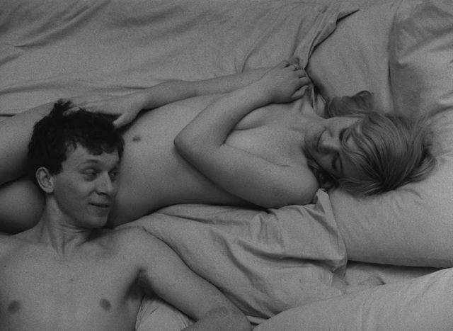 Lásky jedné plavovlásky (1965)-poster