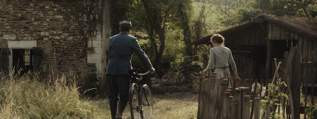 Le collier rouge AKA The Red Collar (2018) by Jean Becker-poster