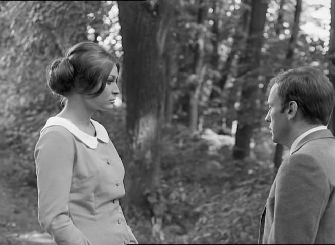 The Man Who Lies (1968) Alain Robbe-Grillet, Jean-Louis Trintignant, Sylvie Bréal, Zuzana Kocúriková-poster