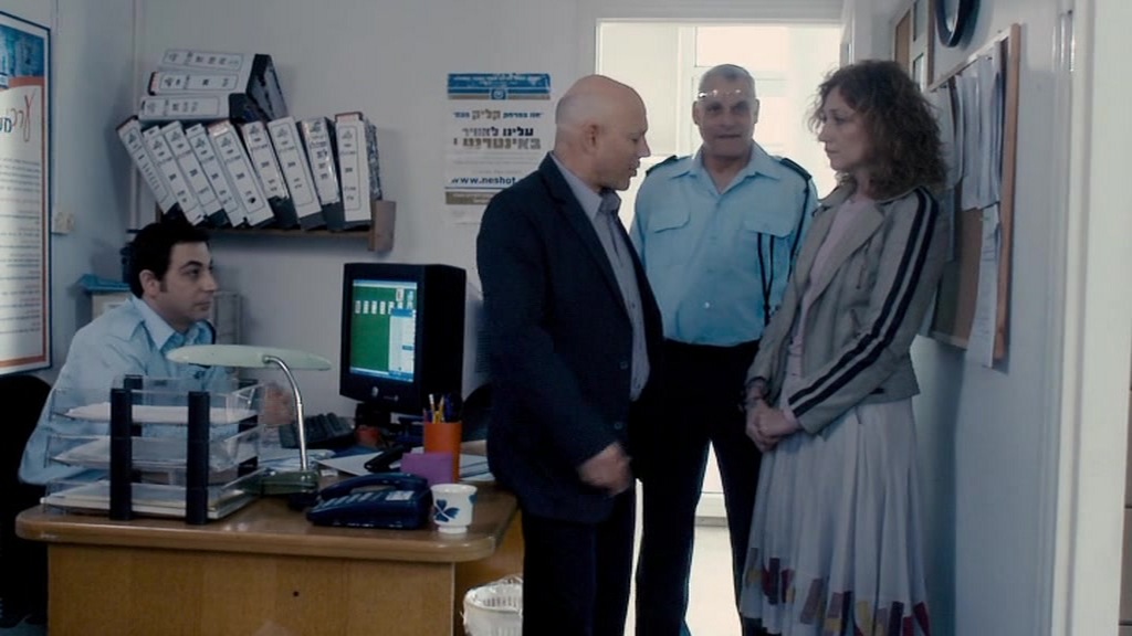 Invisible (2011) Michal Aviad, Jenya Dodina, Ronit Elkabetz, Sivan Levy-poster